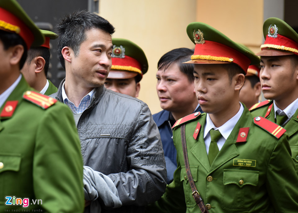 Những khoảnh khắc trong 10 ngày xét xử ông Đinh La Thăng và 21 bị cáo